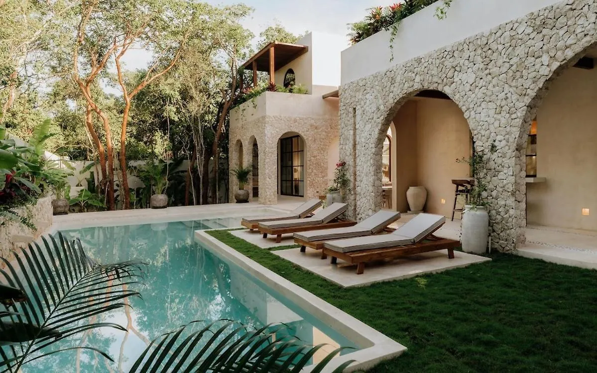 Casa Colina Stunning Pool Rooftop Bbq N Lounge Tulum 0*,  Mexico